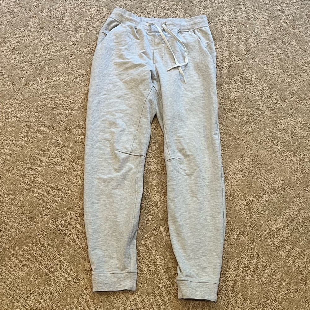 Lululemon Athletica Men’s Gray Joggers